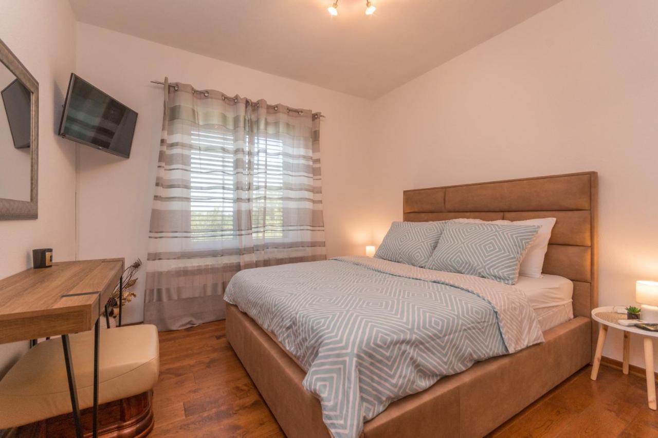 Villa Perini Dvori Donji Zemunik Экстерьер фото