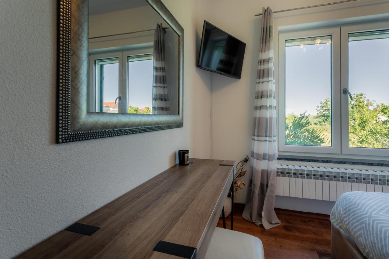 Villa Perini Dvori Donji Zemunik Экстерьер фото